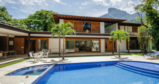 Casa luxuosa com piscina